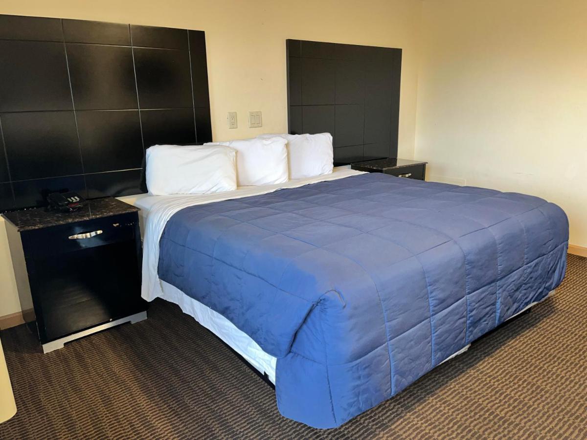 Circle Motor Lodge South Amboy Bagian luar foto