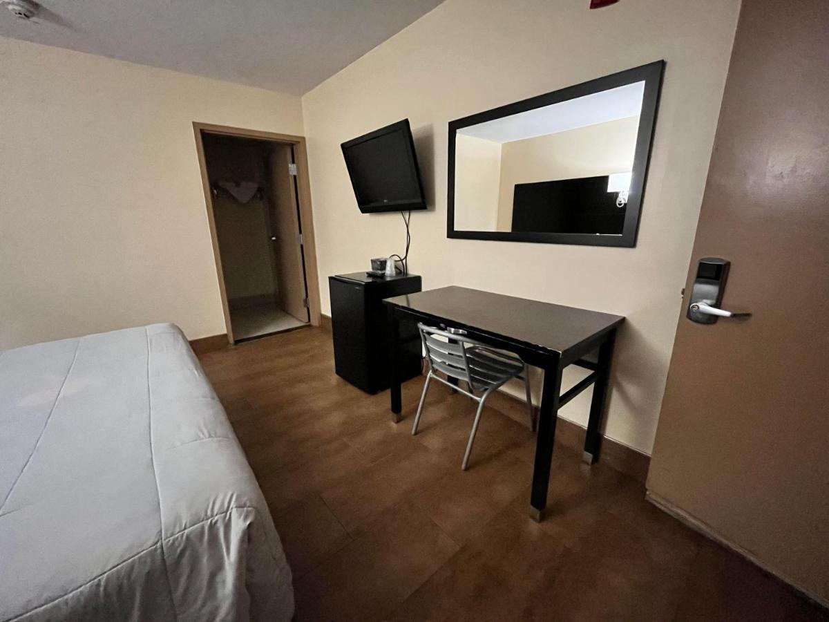 Circle Motor Lodge South Amboy Bagian luar foto