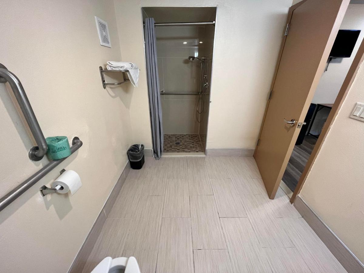 Circle Motor Lodge South Amboy Bagian luar foto