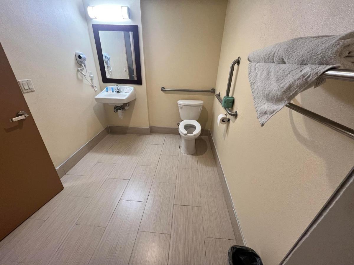 Circle Motor Lodge South Amboy Bagian luar foto
