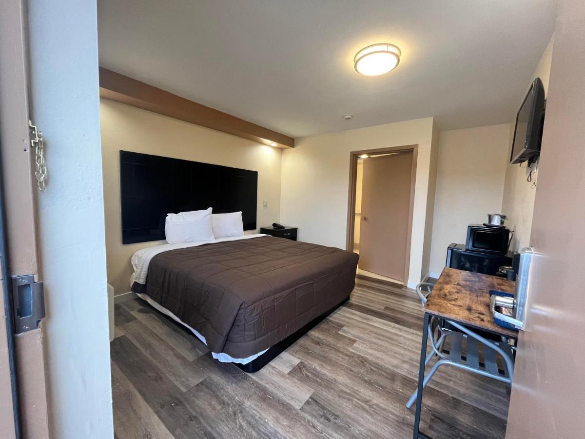 Circle Motor Lodge South Amboy Bagian luar foto