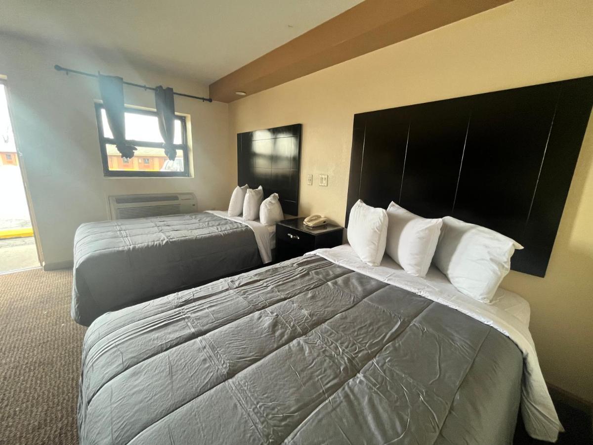 Circle Motor Lodge South Amboy Bagian luar foto