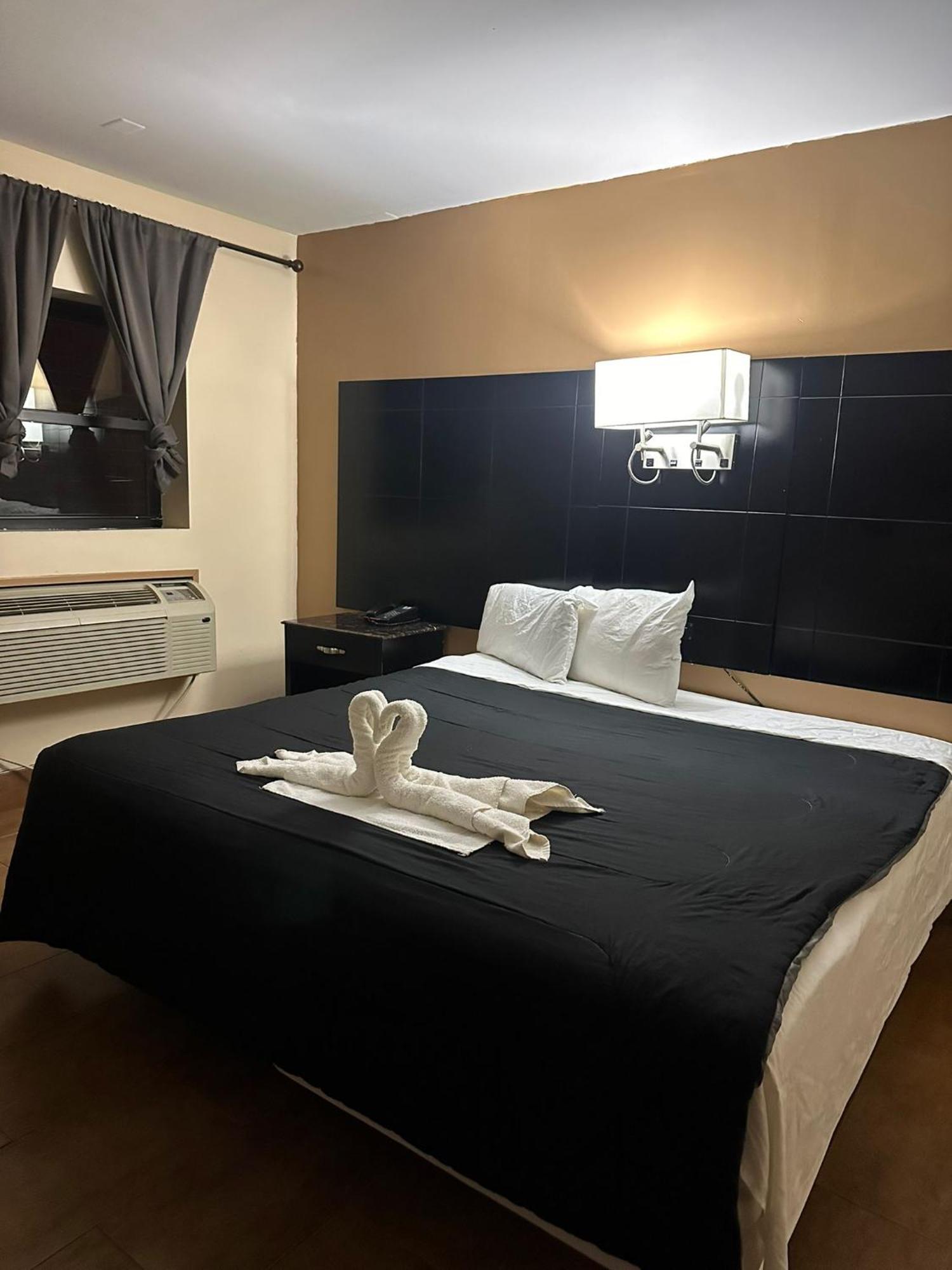 Circle Motor Lodge South Amboy Bagian luar foto