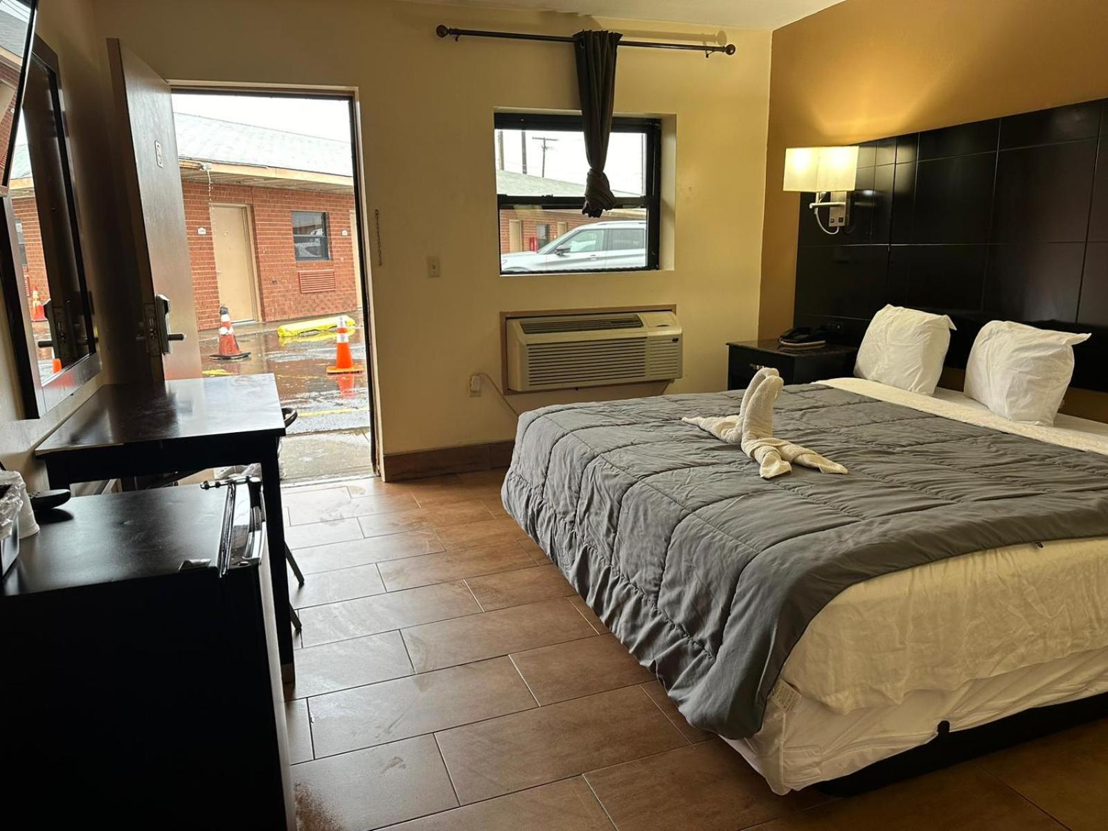 Circle Motor Lodge South Amboy Bagian luar foto